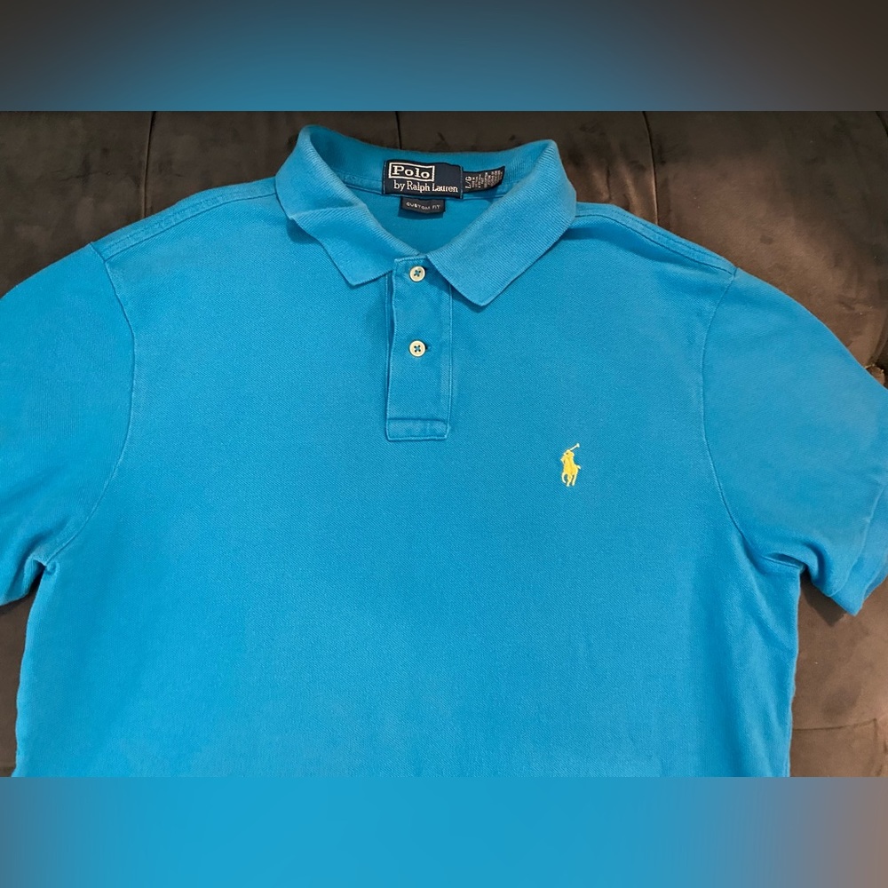 Men’s Large used Blue Polo